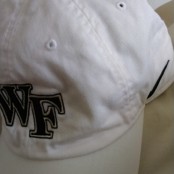 COPY - Purple straw Designer pillbox hat w widow net & satin bow $38 one size +… - Picture 3 of 10